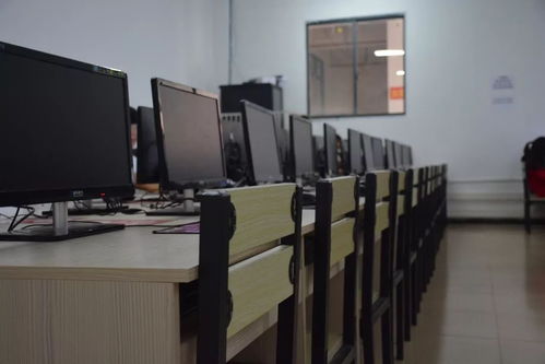 江西省于都科技学校2018年春季开始招生啦 于都人都说 这所学校好