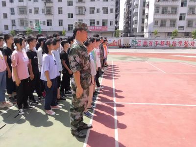 热血青春丨于都科技学校举行2019年秋季新生军训