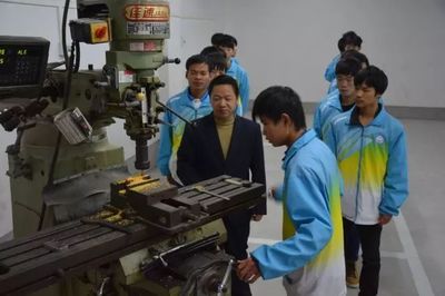 江西省于都科技学校2018年春季招生正式启动，于都人齐赞